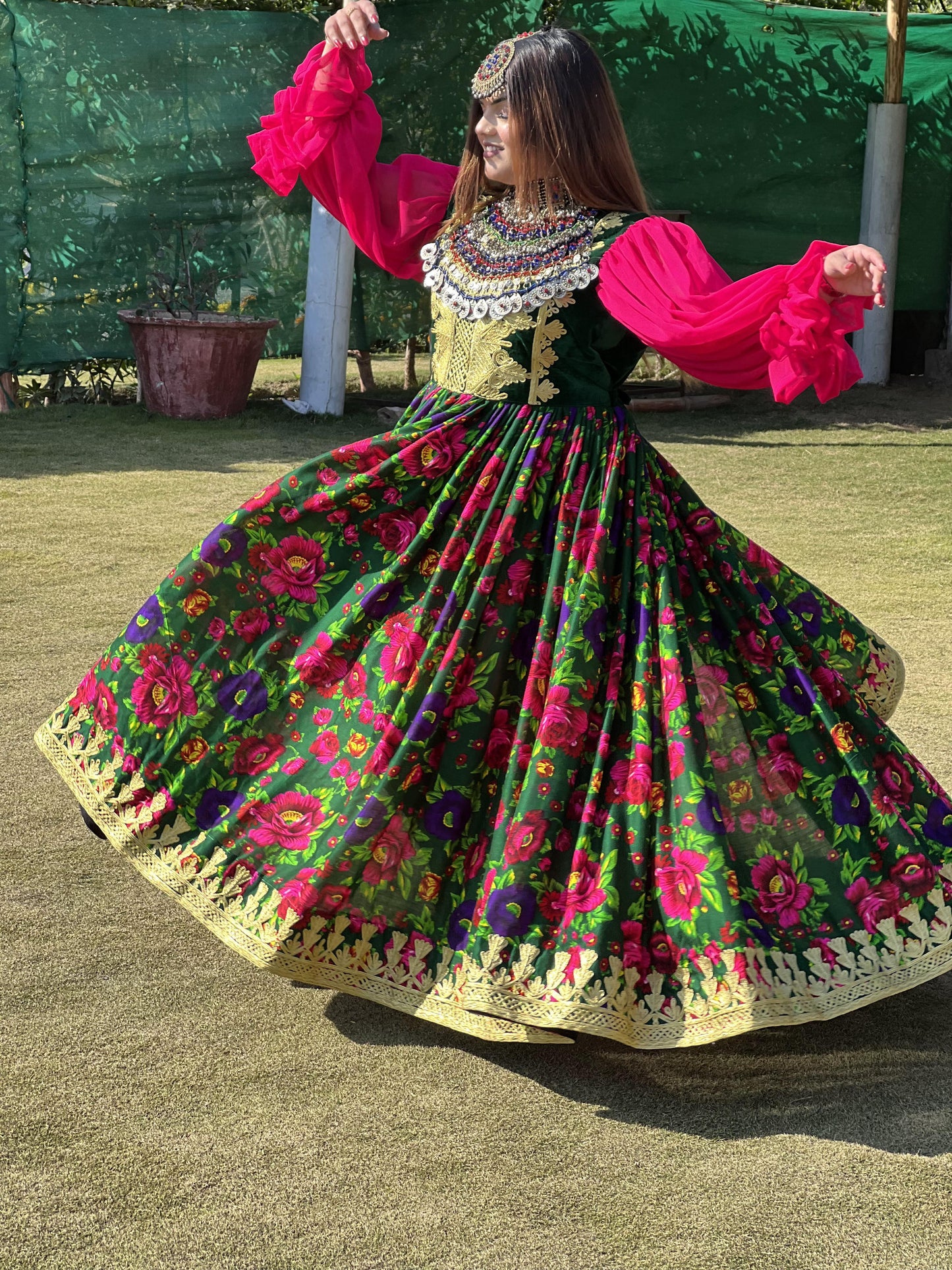 Gulkaar || گلکار