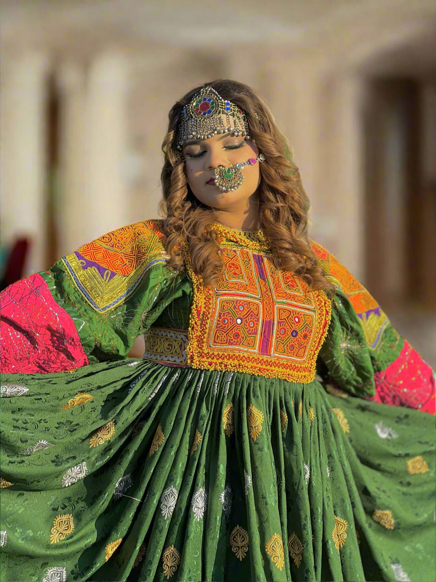 Qamar Gul || قمر گل