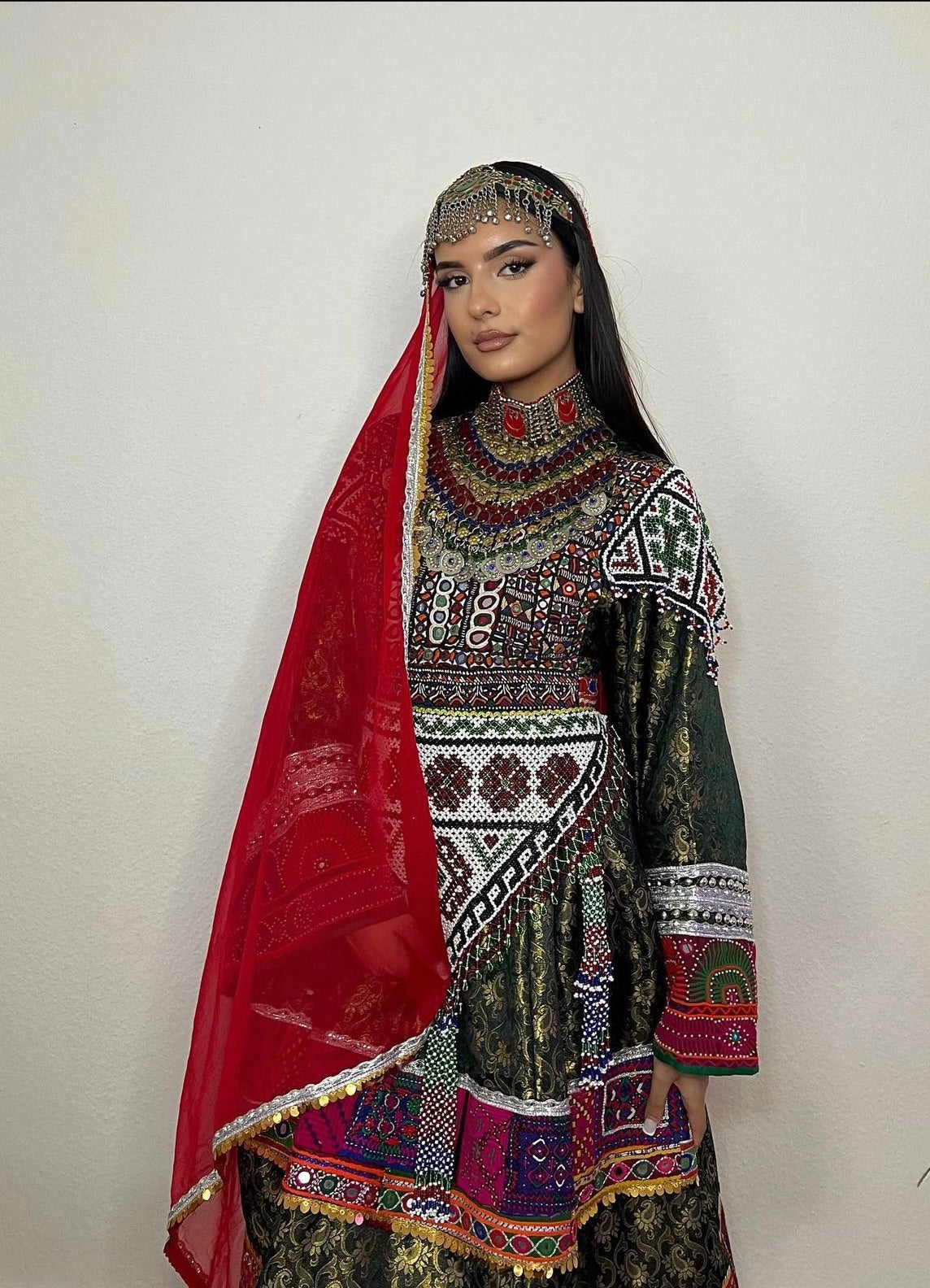 Zarmast || زر مست