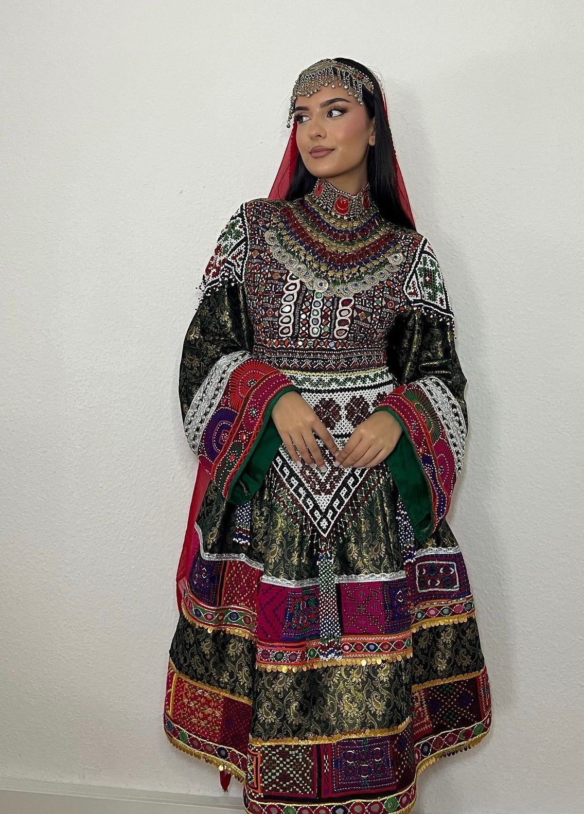 Zarmast || زر مست