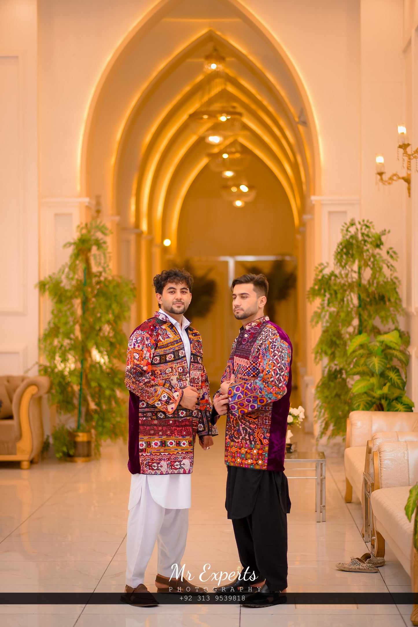 Zar-e-Siyah || زرِ سیاه